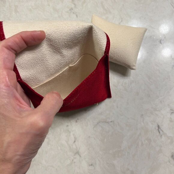 Cartier red suede/microfiber travel pouch, brand new - Picture 2 of 3